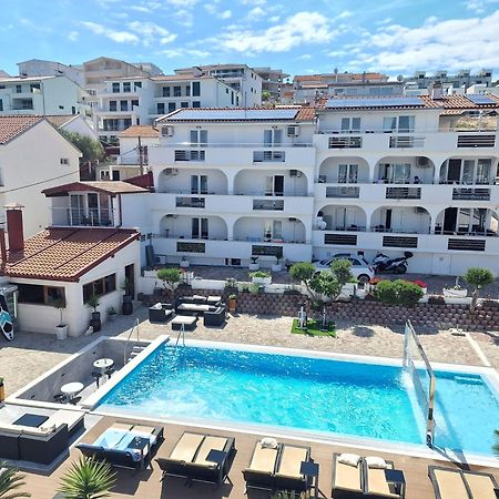 טרוגיר Apartments Silva With A View Of Sea מראה חיצוני תמונה