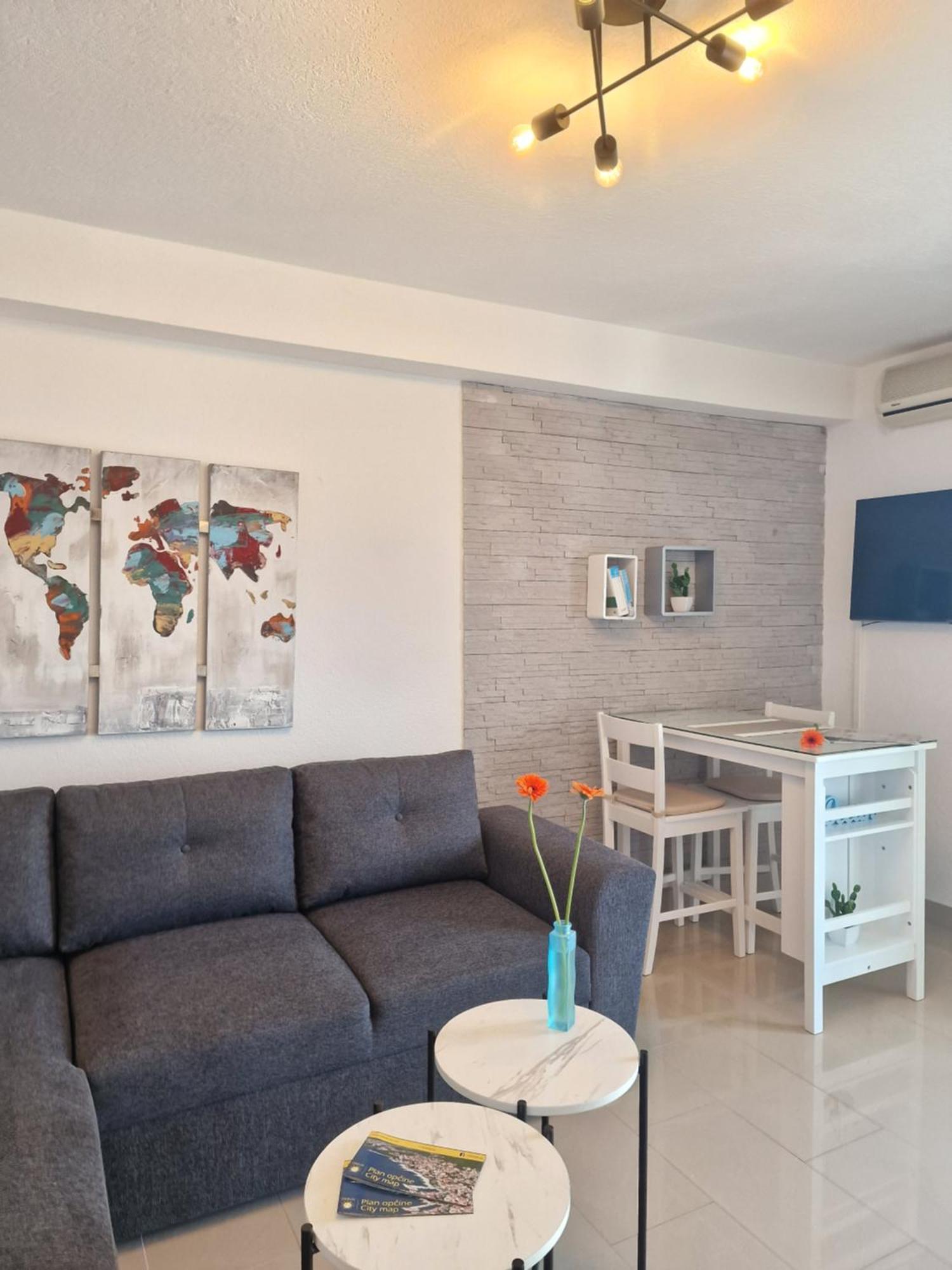 טרוגיר Apartments Silva With A View Of Sea מראה חיצוני תמונה